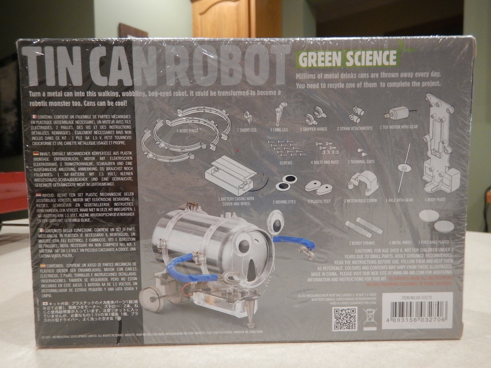 TIN CAN ROBOT 4M NWOT