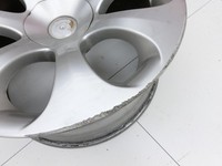 BMW E63 6er 645Ci 03-07 1x Felge Alufelge 5X120 8.5X19Zoll ET14 BMW E63 6er 645Ci 03-07 10.01.2005 6760629 gebraucht Vorschau 4