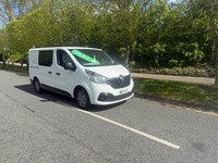 2017 Renault Trafic 1.6 dCi 27 Business+ Crew Van SWB Euro 6 6dr WINDOW VAN Dies