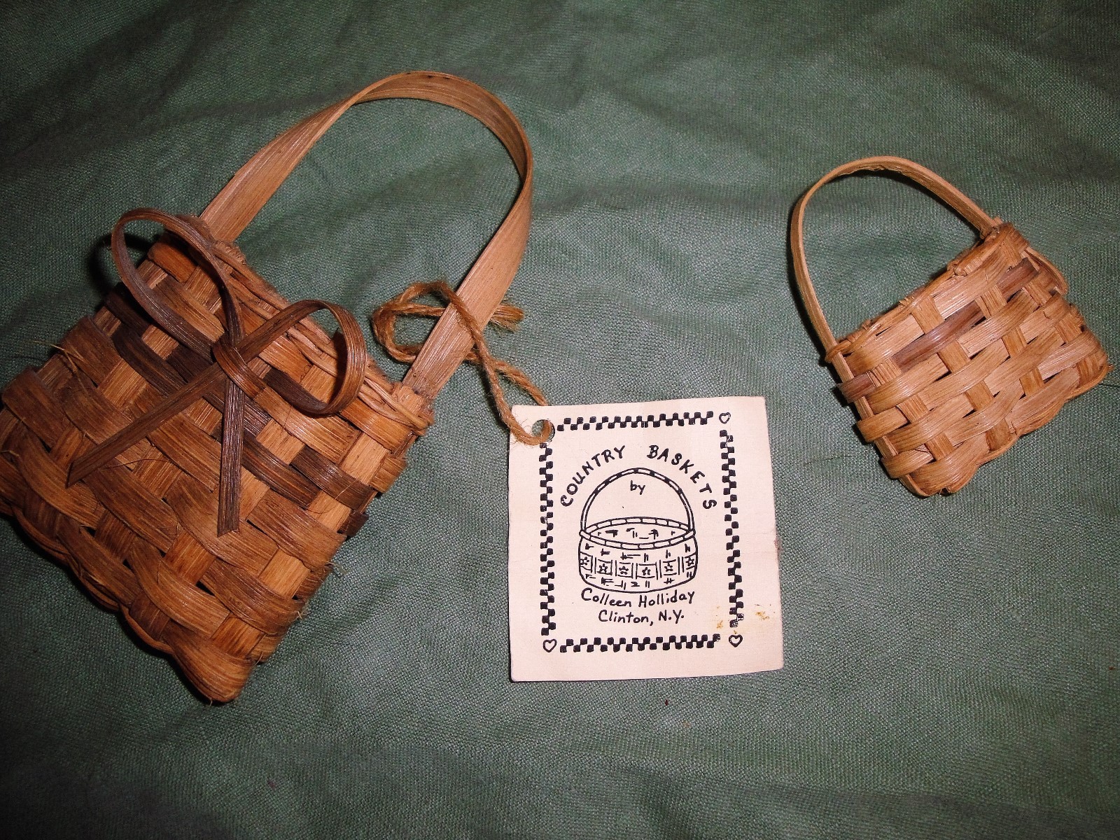 (2737) 2 small Homemade pocket baskets USTATE NY!  4x7x1.5