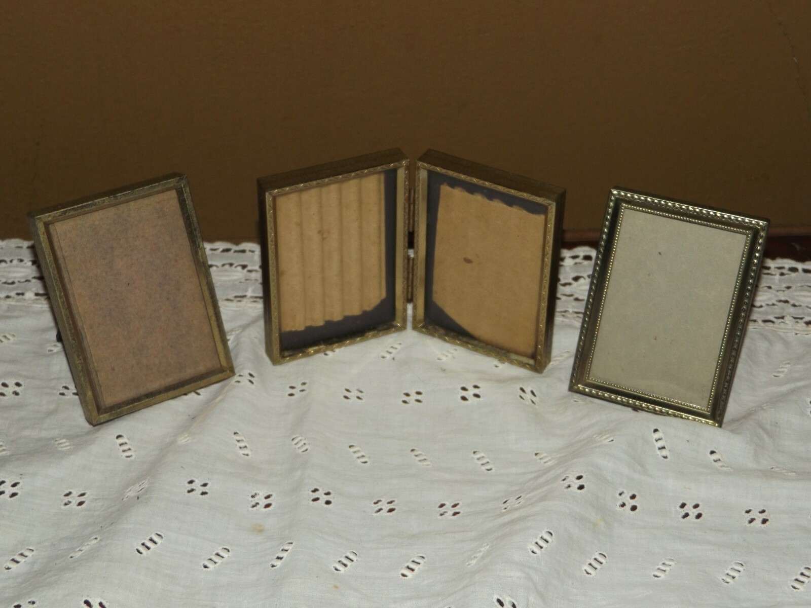 Lot of 8 Vintage Metal Picture Frames
