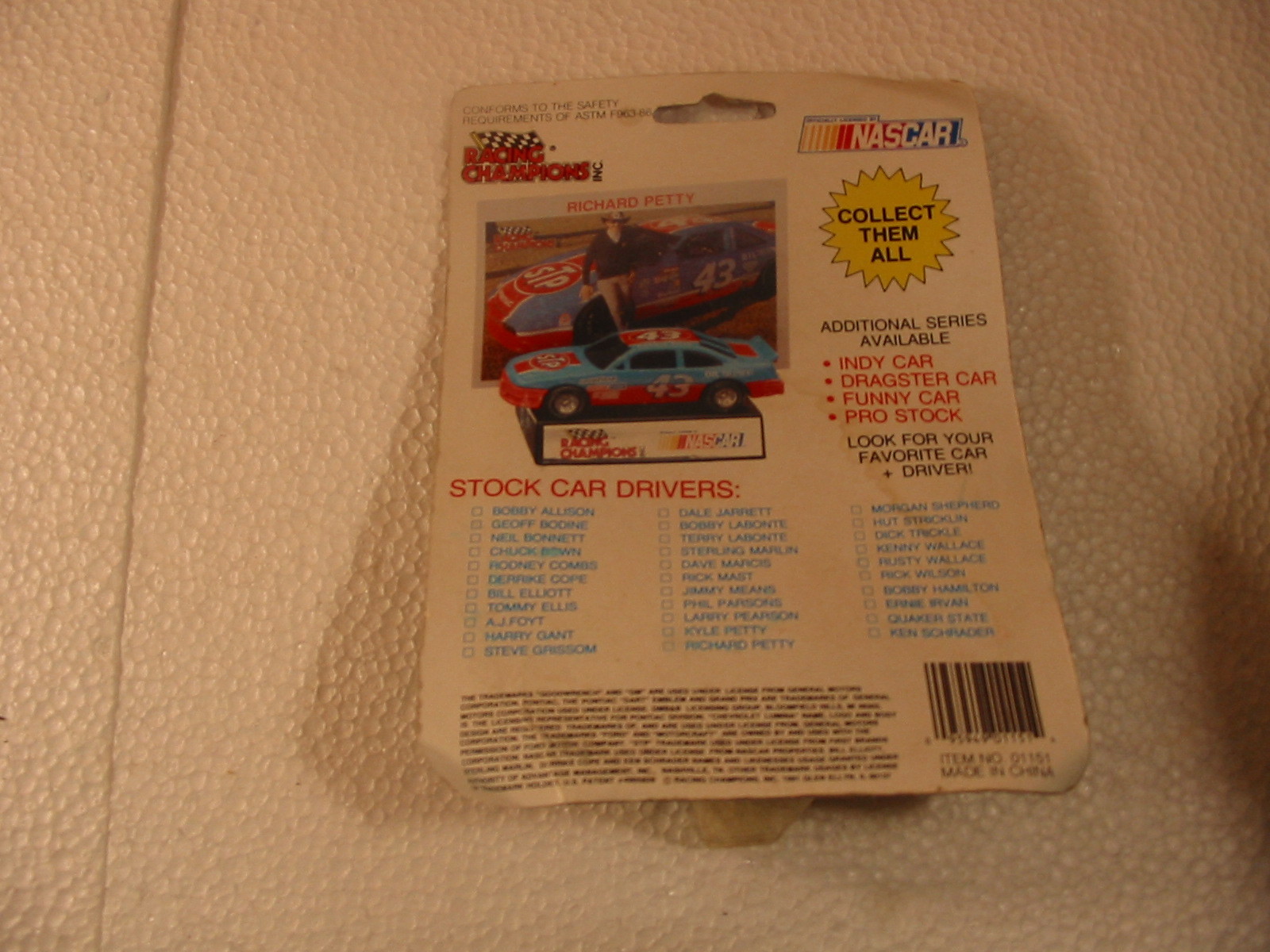 NASCAR BILL ELLIOTT #9 CAR AND CARD RACING CHAMPIONS