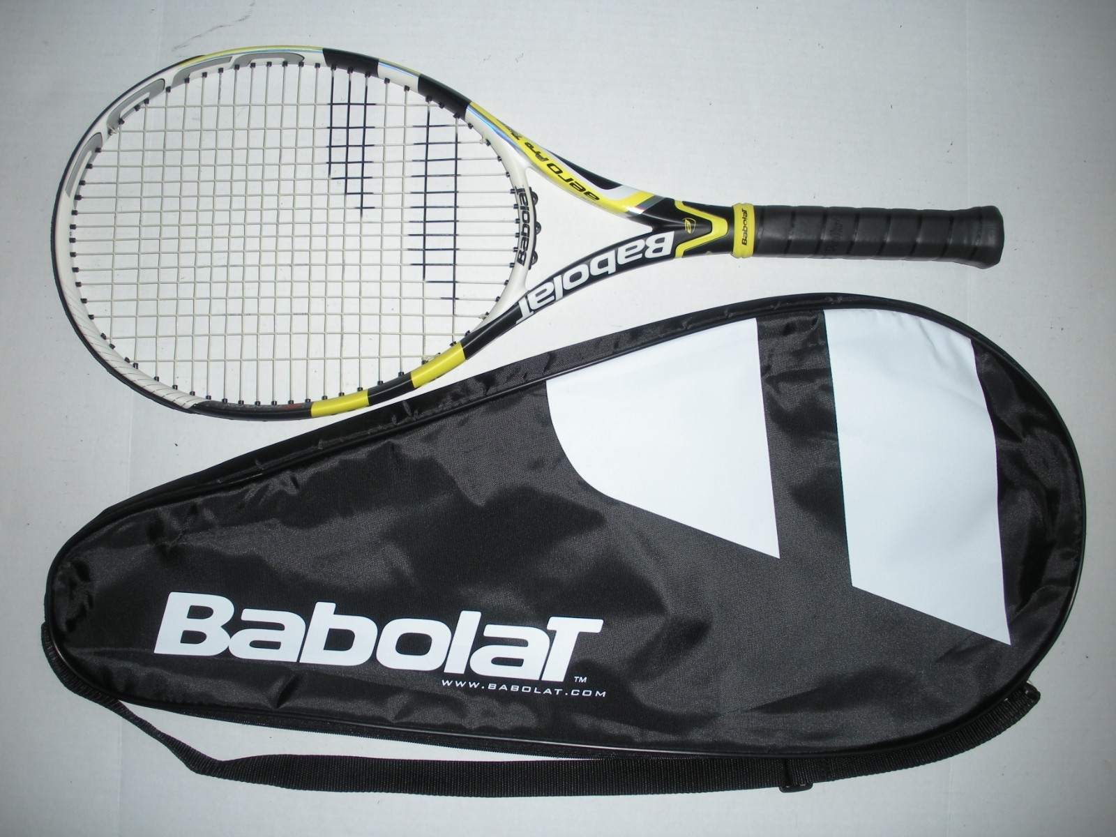 BABOLAT AEROPRO DRIVE TEAM MP 100 9.9oz TENNIS RACQUET 4 3/8