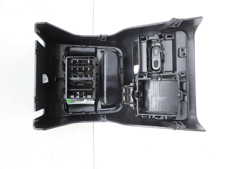 Skoda Octavia IV NX 20-24 Luftdusche Luftdüse Mitte Hinten Skoda Octavia IV NX 20-24 26.04.2021 5E3819203F... Bild 5