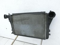 Audi TT 8J 06-10 TFSI 2,0 147KW Ladeluftkühler Kühler Audi TT 8J 06-10 11.11.2006 1K0145803A L3738 1K0145803S gebraucht Vorschau 4