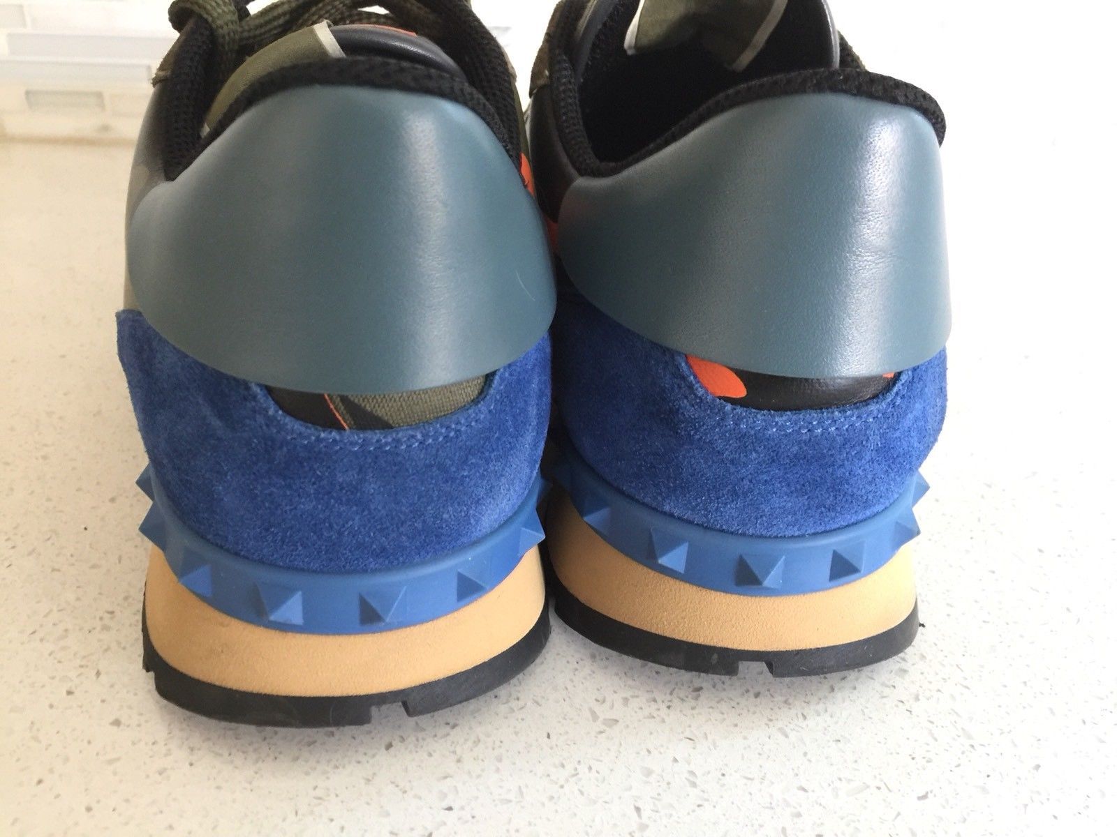 Pre-owned Valentino Garavani Rockrunner Camouflage Orange Sneakers Size Eu 40 Rockstud