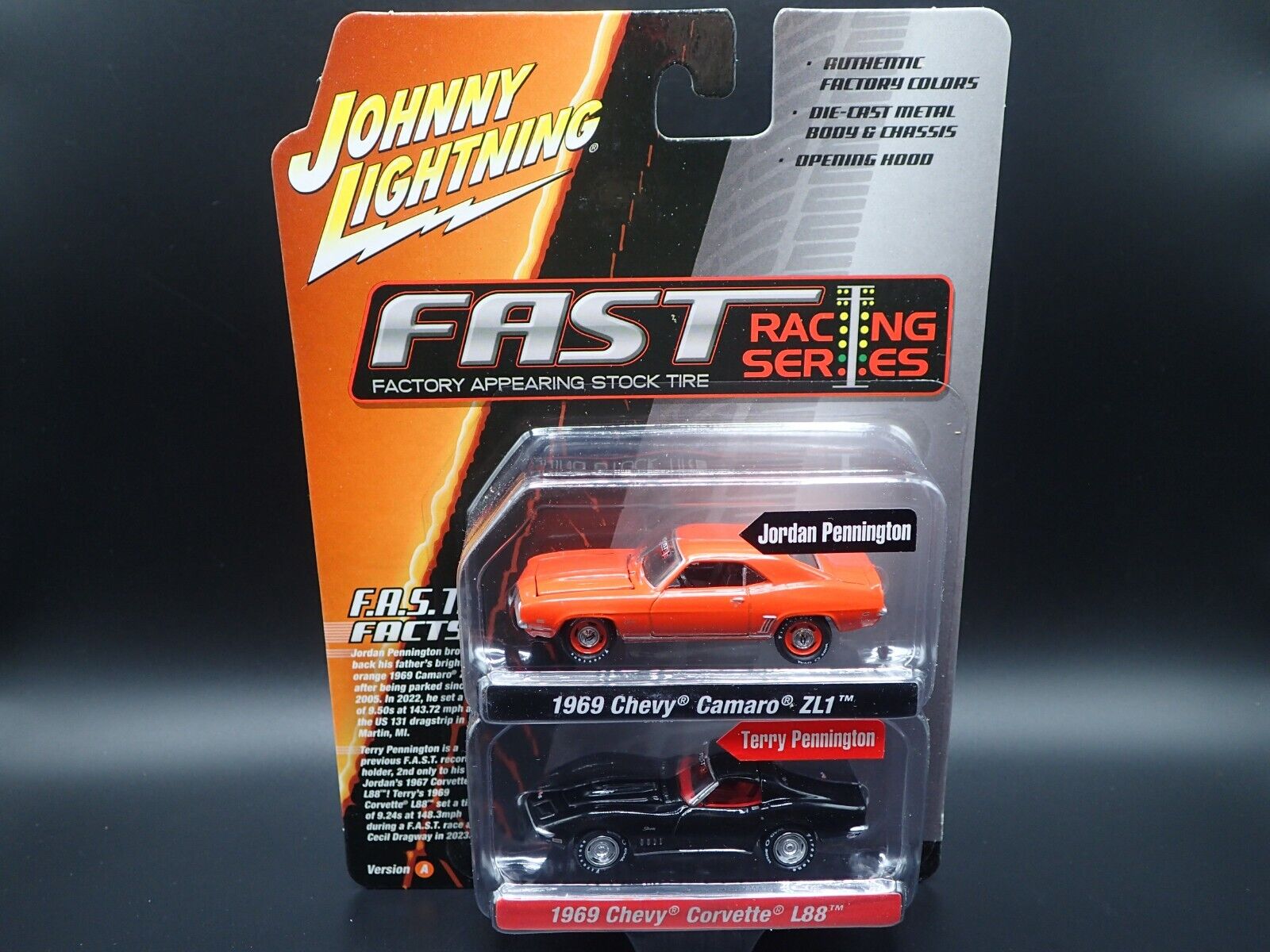 2025 JOHNNY LIGHTNING 1969 CHEVY CAMARO ZL1 & 1969 CHEVY