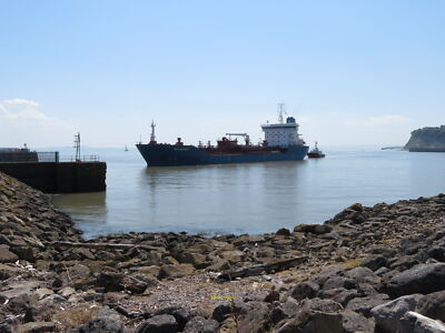 Photo 6x4 Bro Nakskov arrives at Cardiff Oil tanker Bro Nakskov arrives a c2018