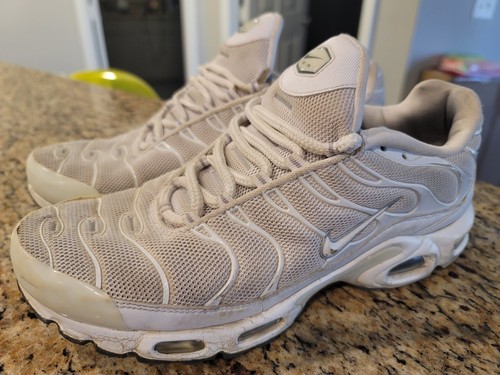スニーカー Nike Air Max Plus M White Black Cool Grey White 604133139 60 Nike Air Max Plus Triple White Black Cool Grey 604133-139