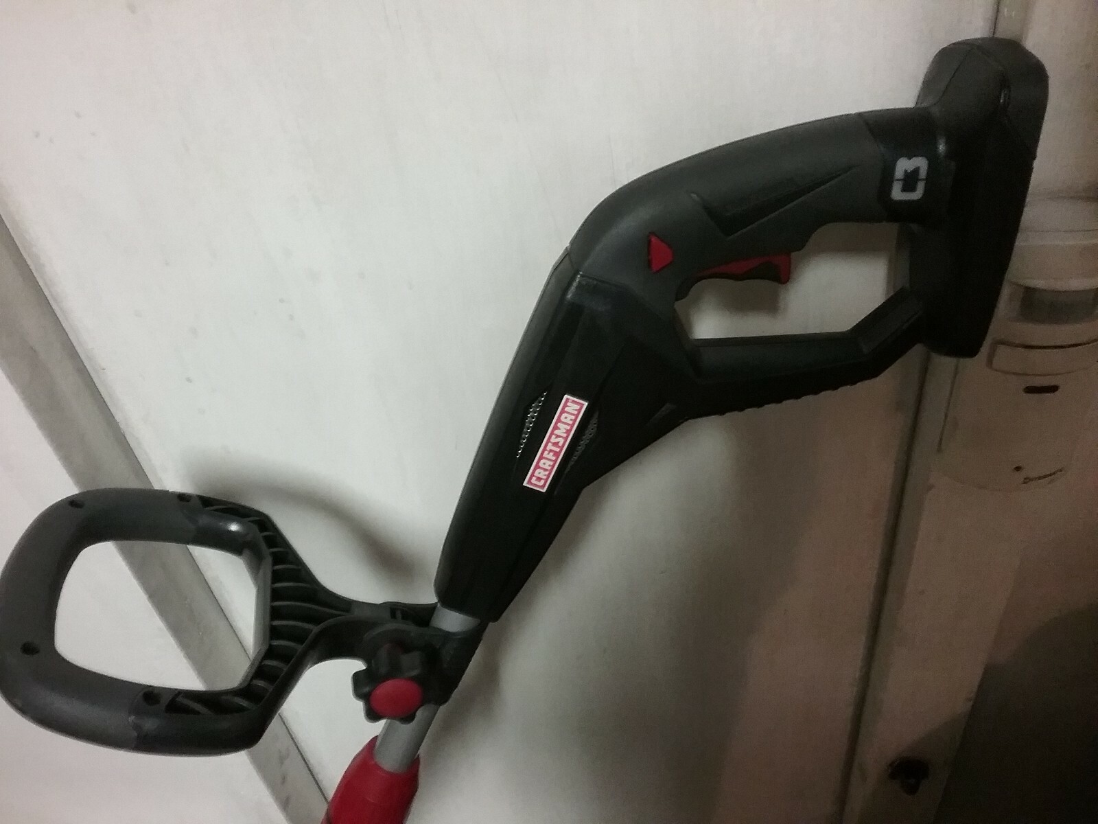 Craftsman 19.2v C3 Weed Wacker