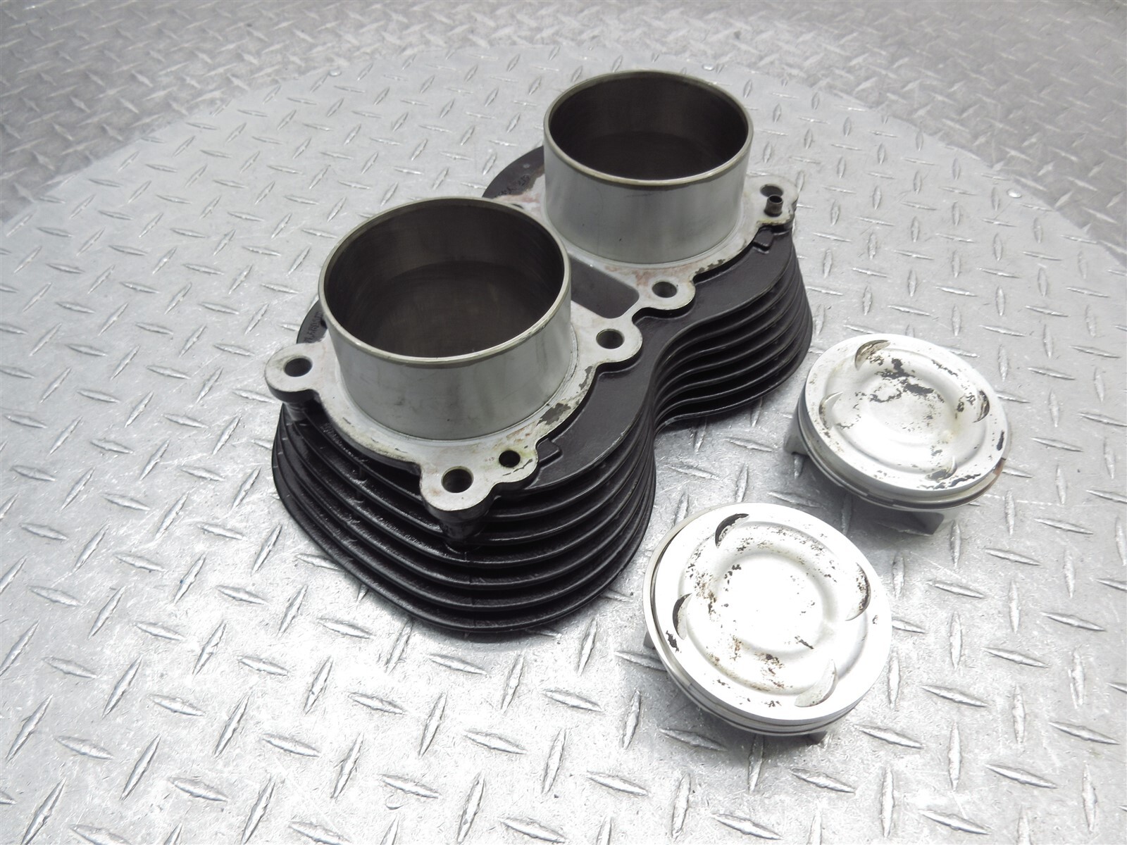 は 2005 03-08 Triumph Speedmaster Cylinder Barrel Jug Piston