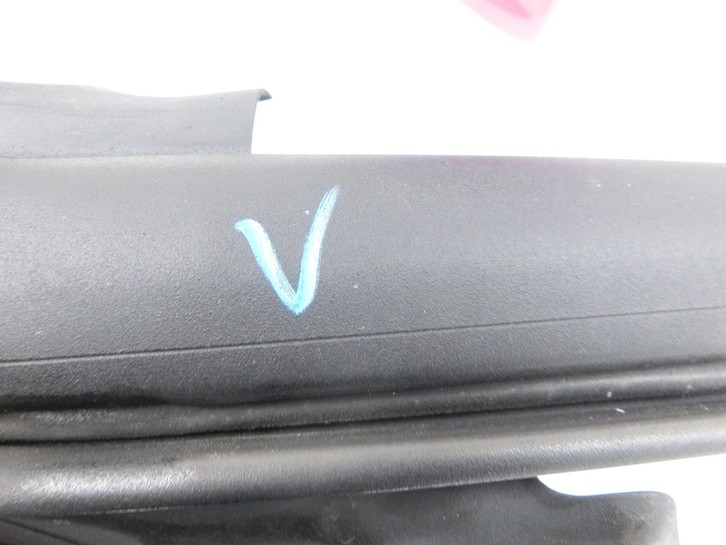 Mercedes E350 A207 10-13 WS Dichtung Windschutzscheibe Frontscheibe Mercedes E350 A207 10-13 17.03.2010 A2076710120... Vorschau 7