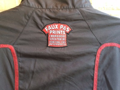 NWOT Tiptina's New Orleans Nike Dri-Fit Black Windbreaker - size M FAST SHIP