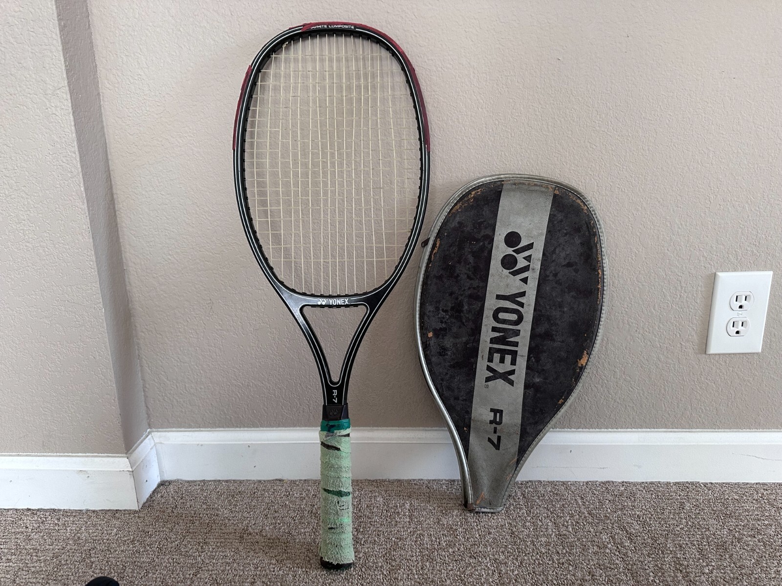 ヨネックス R７ Yonex R-7 Tennis Racquet Graphite Composite Needs
