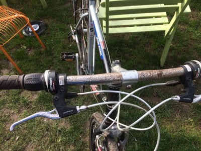 giant hyde park bike