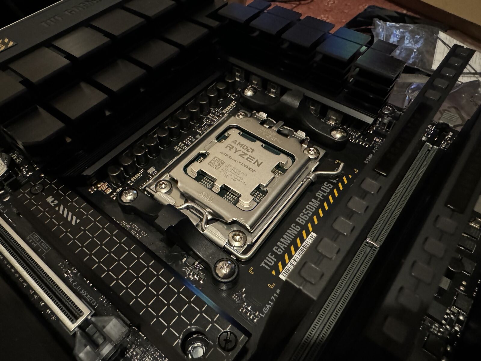 AMD Ryzen 7 7800X3D 4.2GHz (5.0 GHz) 8 Core AM5 Desktop AMD Ryzen 7 7800X3D 4.2GHz (5.0 GHz) 8 Core AM5 Desktop