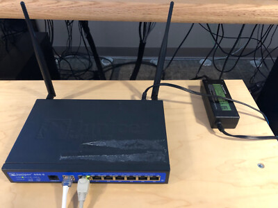 Juniper SSG5 Wireless VPN Firewall 7-Port