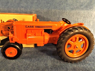 CASE SC TRACTOR from 1951 - GREAT CONDITION - ORIGINAL BOX