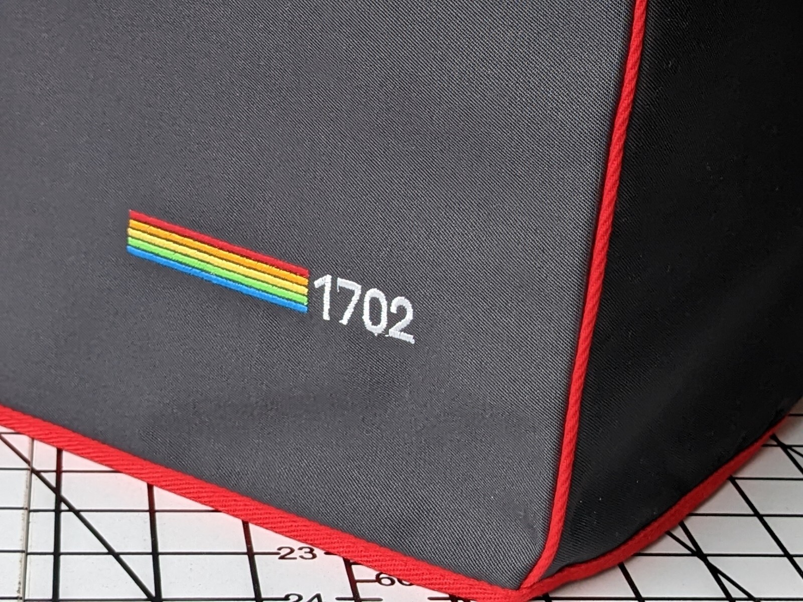 Commodore monitor 1702 - Dust Cover- graphite grey cotton Commodore monitor 1702 - Dust Cover- graphite grey cotton