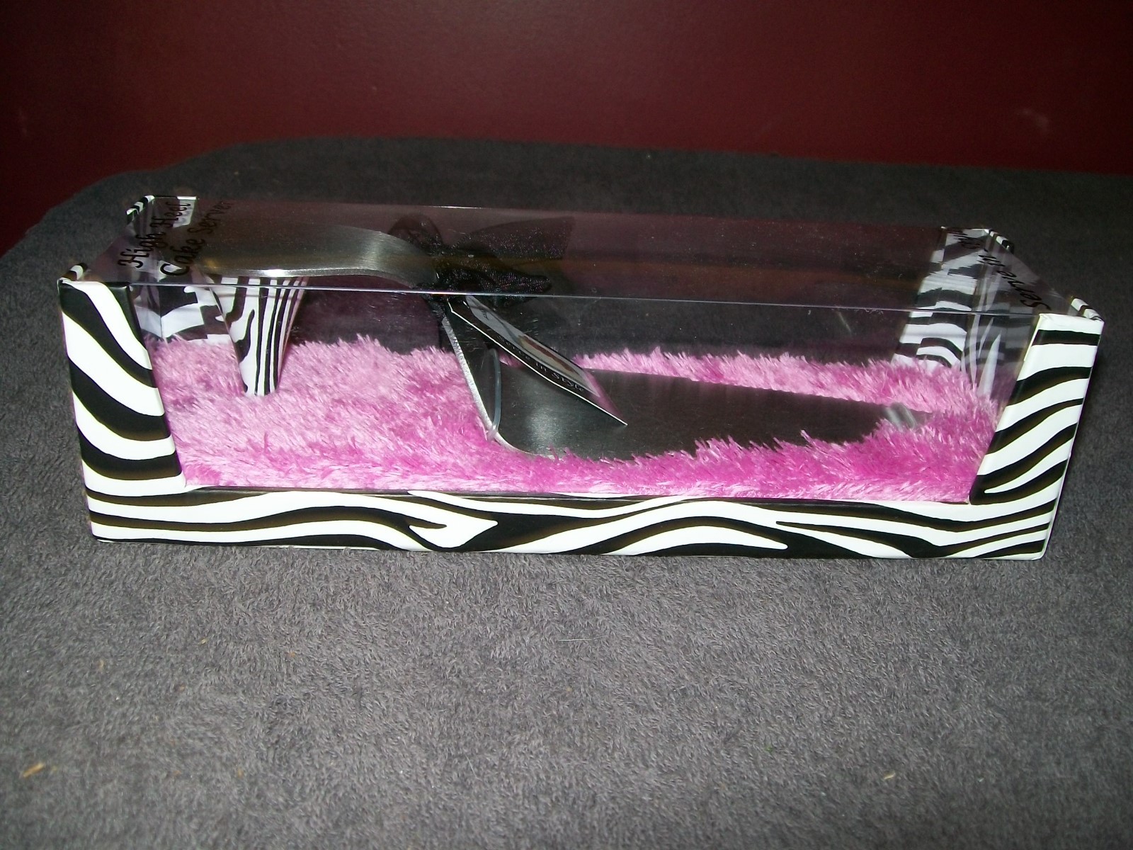 HIGH HEEL CAKE SERVER - HEEL 204 - NEW IN THE BOX