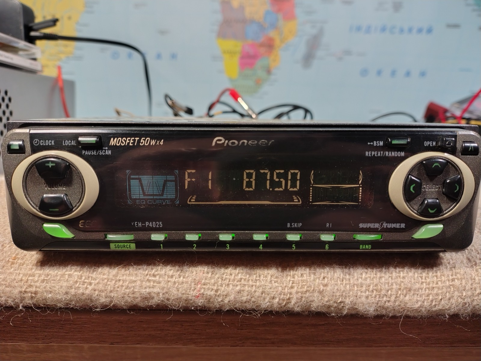 Pioneer KEH P4025 Car Stereo Mobile Media Station Fully