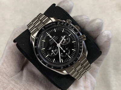 2022 Omega Speedmaster Moonwatch 310.30.42.50.01.002 42mm Chronograph Watch