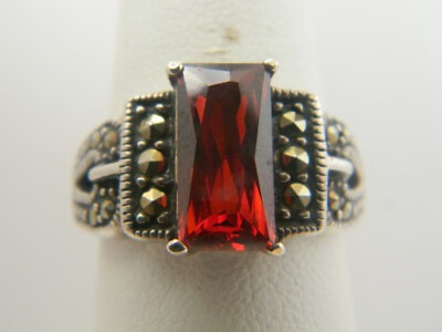 Fine Vintage Emerald Cut Garnet CZ Solitaire With Marcasite Accents Ring Sz 7