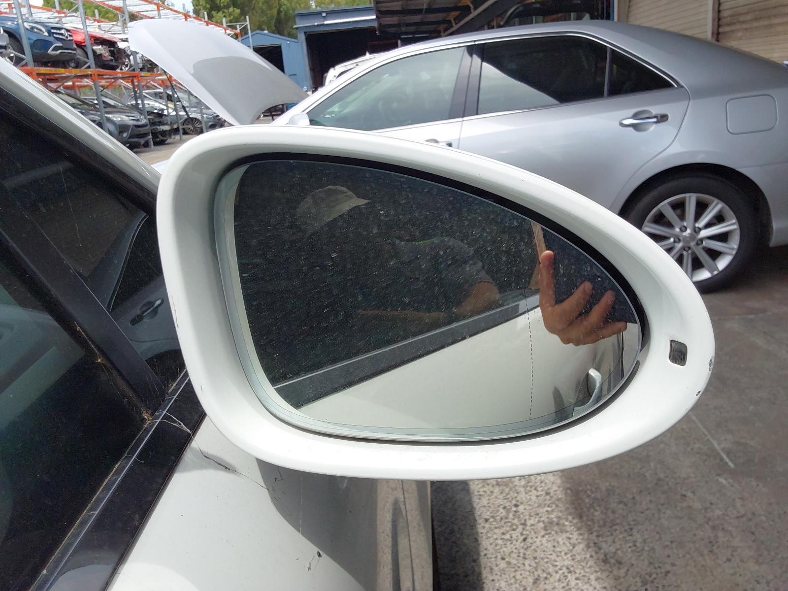 PORSCHE MACAN 95B 06/2014-04/2021 RIGHT DOOR MIRROR WHITE ELECTRIC FOLD AUTO DIM - thumbnail 12