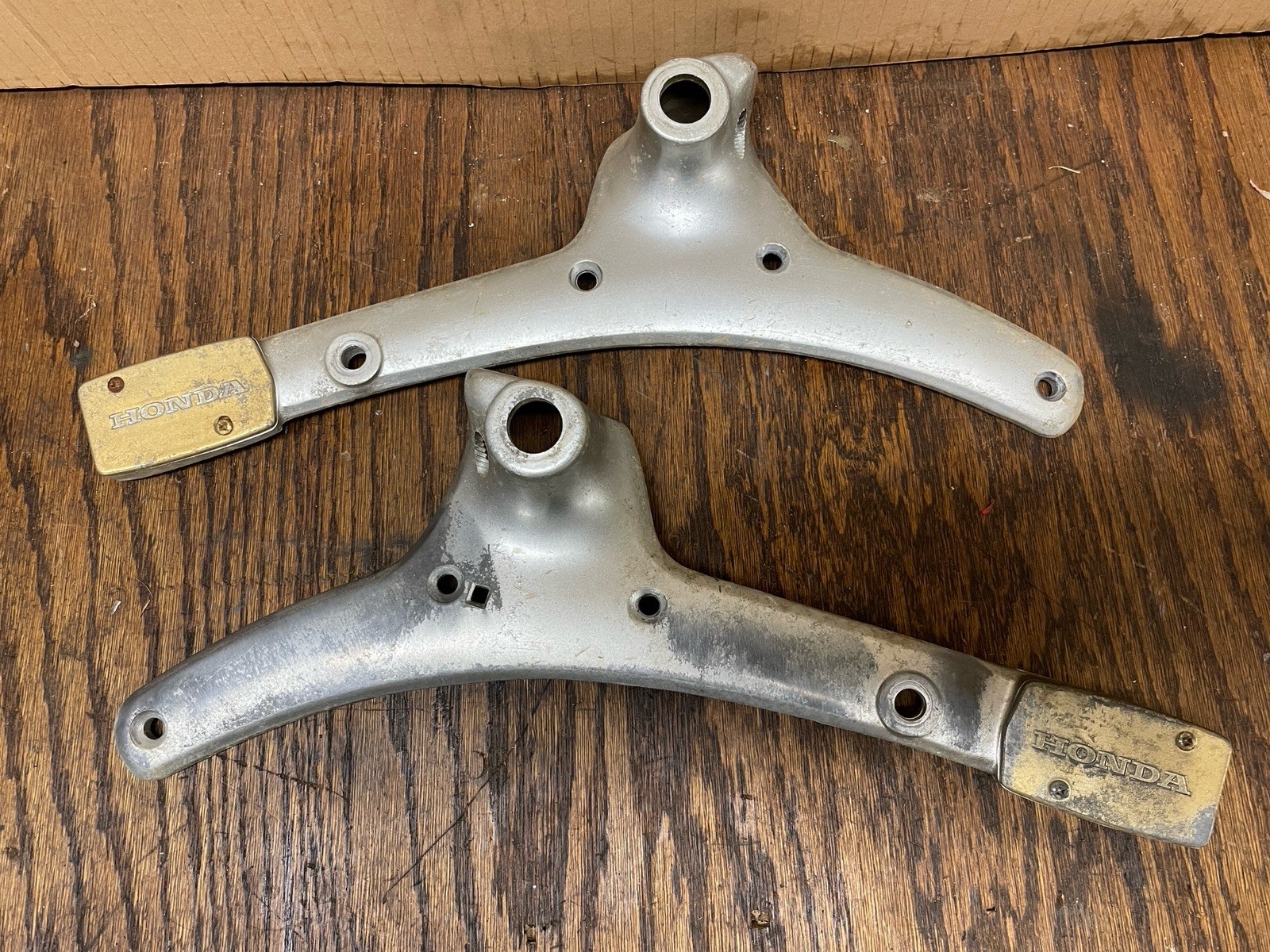1964 Honda CA95 Benly CA 95 Rear Fender Support Brackets Metal Carrier Shock