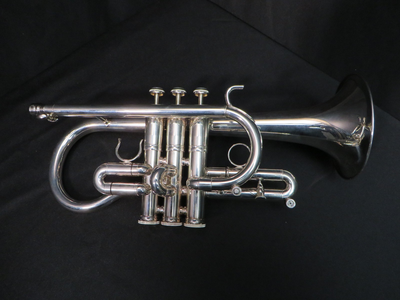 Getzen Silver 3892 Custom Series Eb Cornet w/ case and Factory Bitpipe set