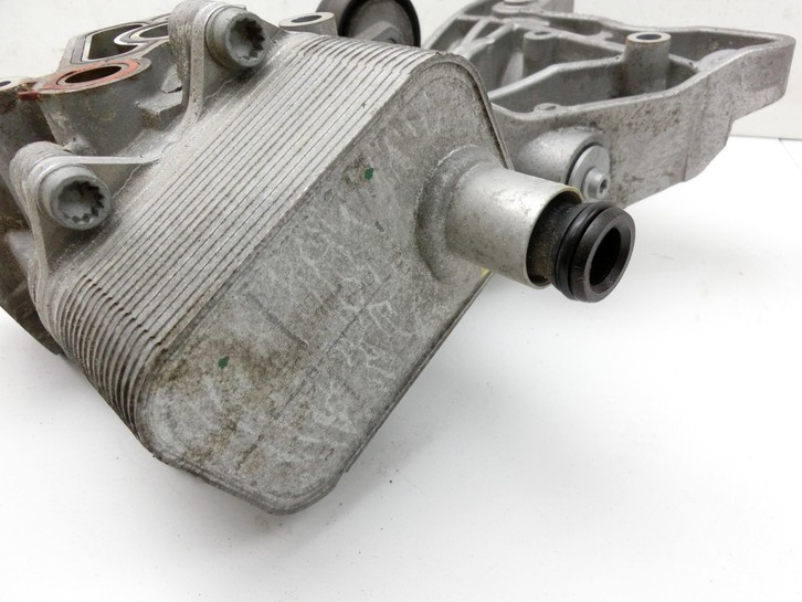 VW Tiguan 5N 11-16 2,0 155KW CCZB Ölfiltergehäuse Gehäuse Halter für Ölfilter VW Tiguan 5N 11-16 12.12.2012... Vorschau 2
