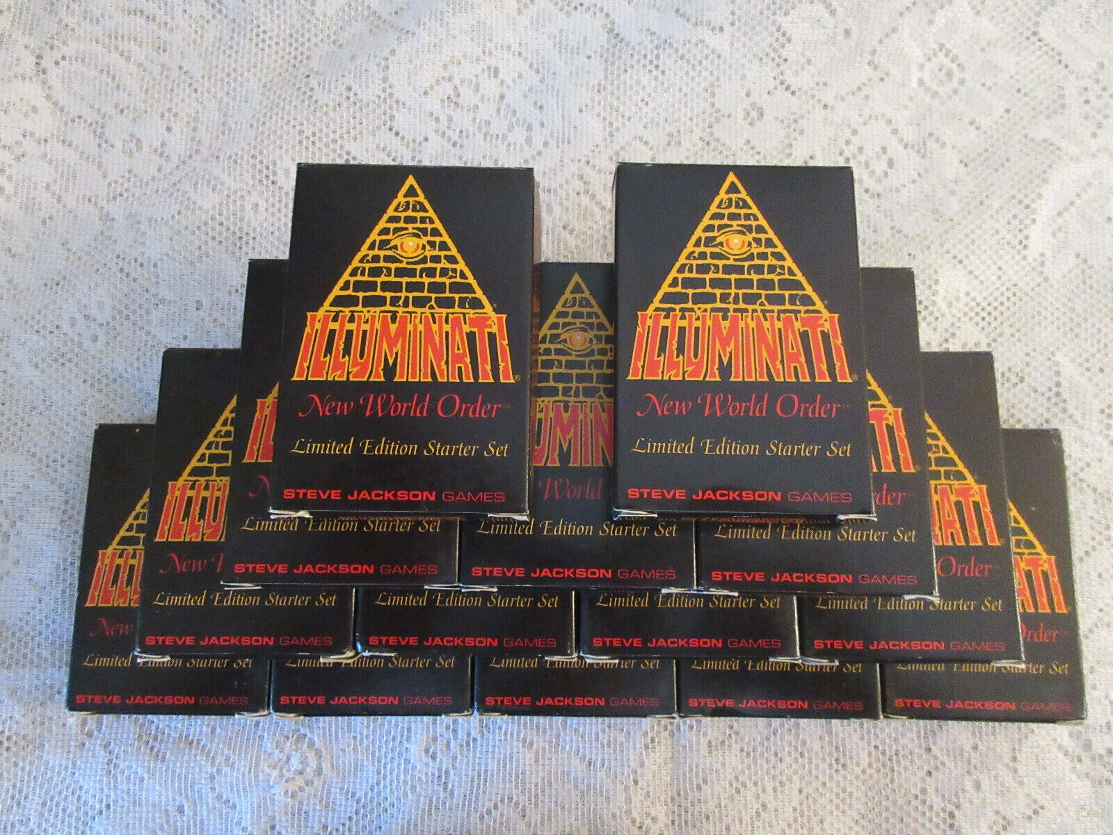 その他 Illuminati New World Order Booster Pack Illuminati Card Game INWO 1995 1 Booster Pack NEW WORLD