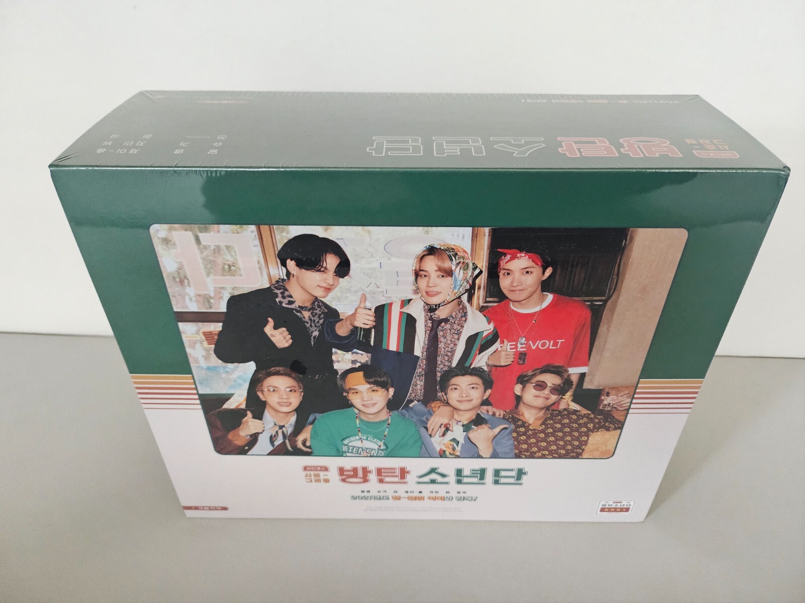BTS 2021 SEASON'S GREETINGS【DVD】 NEW] BTS 2021 Season's Greetings DVD Full Set / Sealed