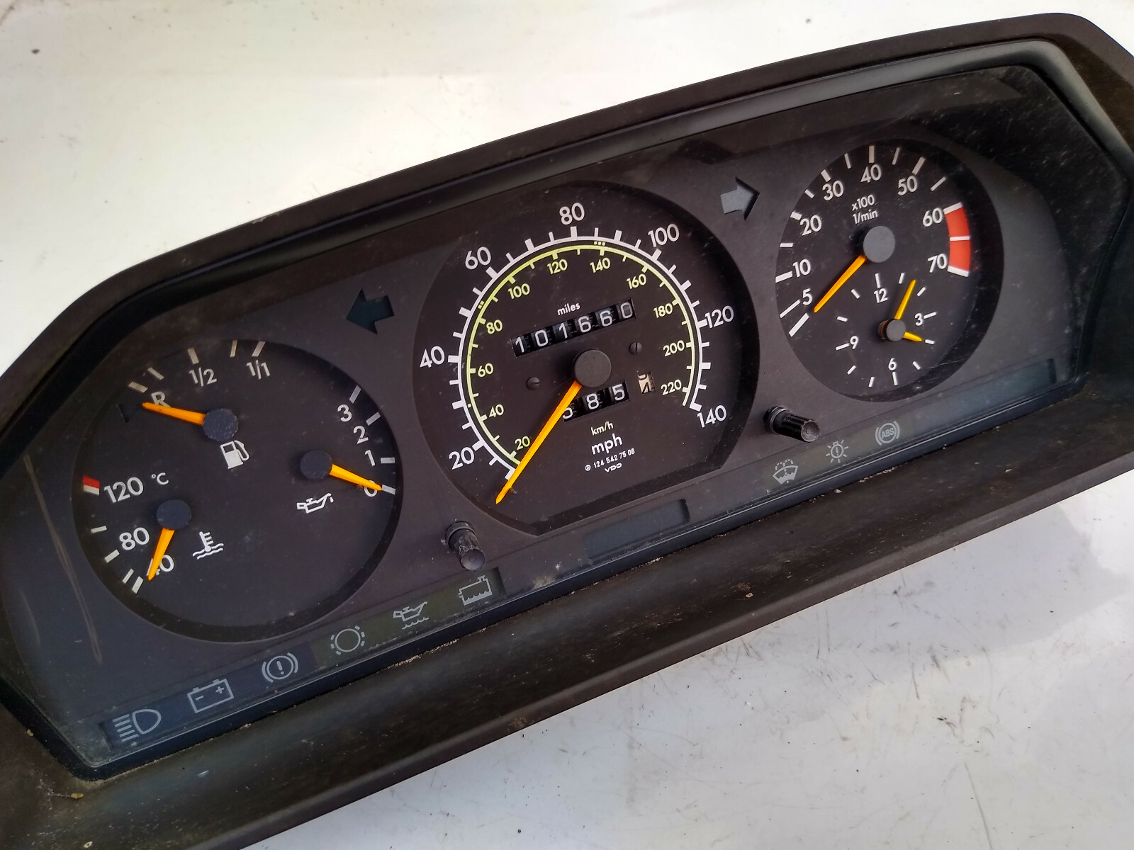 MERCEDES W124 INSTRUMENT DASH CLUSTER 1245436024 101k (BdRm)のeBay公認海外通販