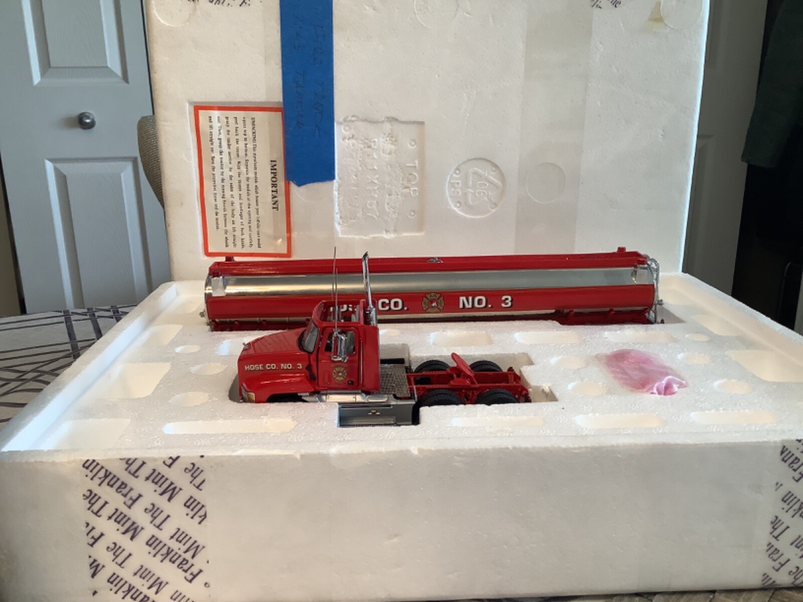 Franklin Mint　1/48　塗装済み完成品　マスタング Franklin Mint 1/48 塗装済み完成品 マスタング Franklin Mint 1