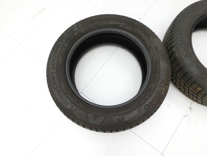 Jeep Compass II 17-21 2 x Reifen Winterreifen Kumho 225/60R17 99 H Jeep Compass II 17-21 12.03.2019 gebraucht Vorschau 2