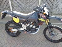 KTM 620 X REG GOLD FORKS L.E.D HEAD LIGHT CENTRE STAND KICK START SNAPPED