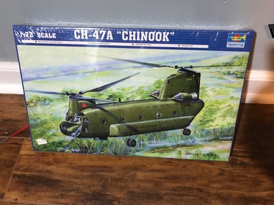 Trumpeter CH47A Chinook 172 Scale NIB