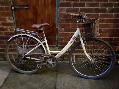 Viking Piccadilly Ladies Traditional Bike With Basket