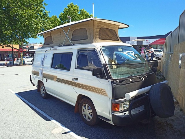 Nissan urvan 1988