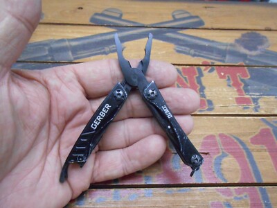 Gerber Dime Multi Tool Pliers Knife Scissors Etc. Black