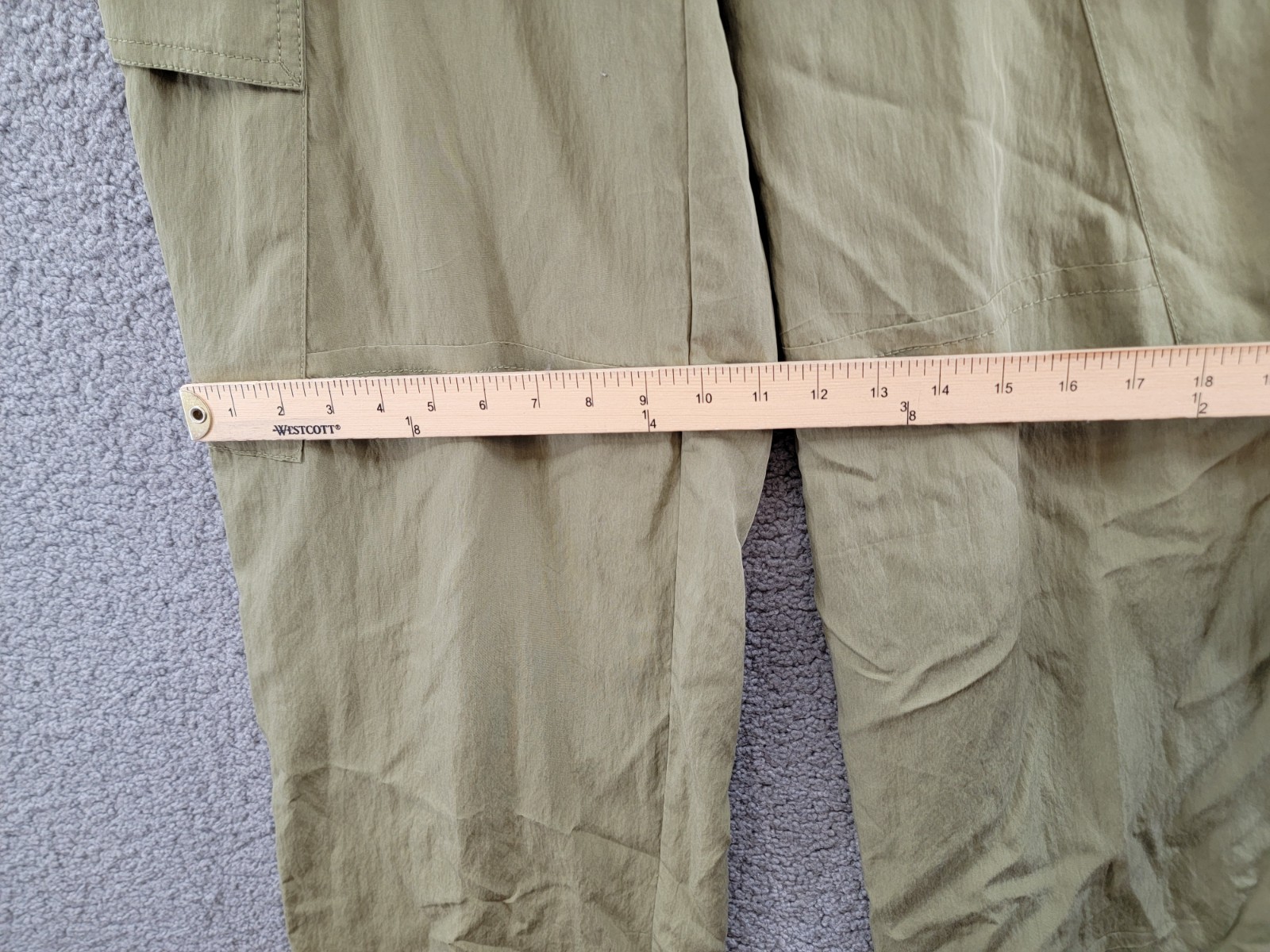 Vince Mid-Rise Fluid Cargo Pants Women 10 Earthly Zip Fly with Button Closure - Picture 9 of 18
