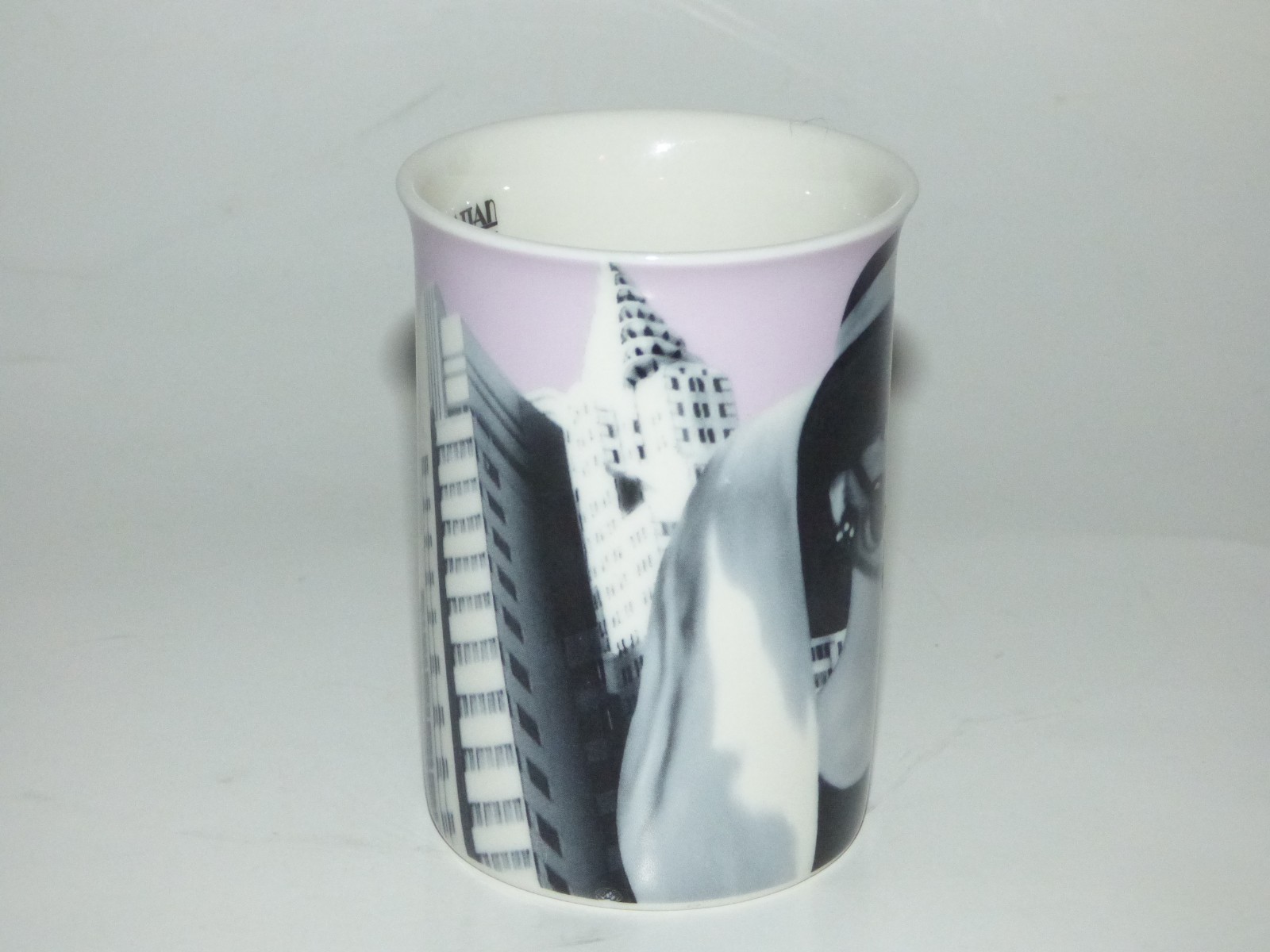 Manhattan Cafe by Paul Cardew AUDREY HEPBURN Breakfast at Tiffanys MUG Cup