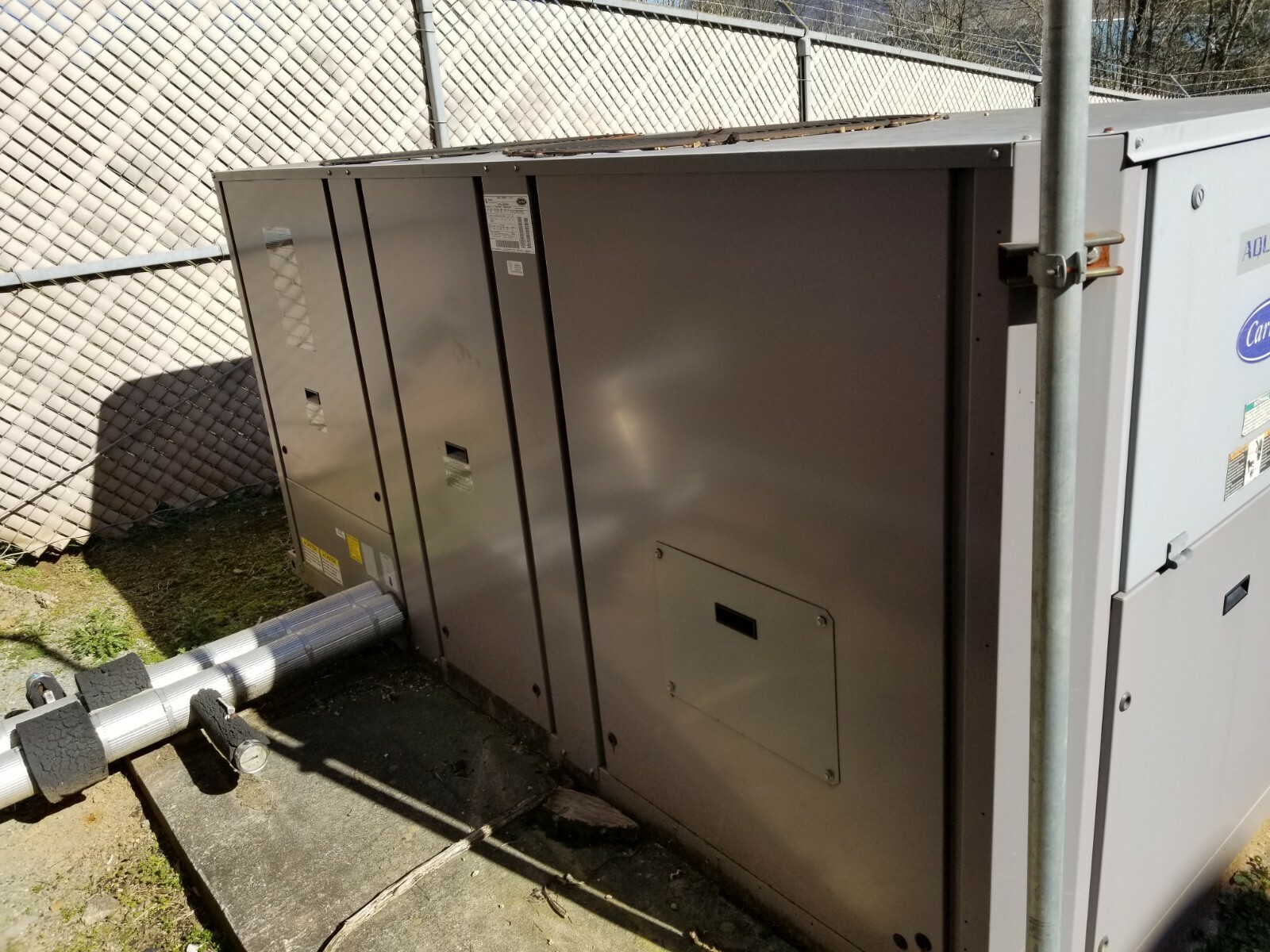 Carrier AQUASNAP 22 Ton 30RAN022-611KA Chiller Unit  Excellent condition