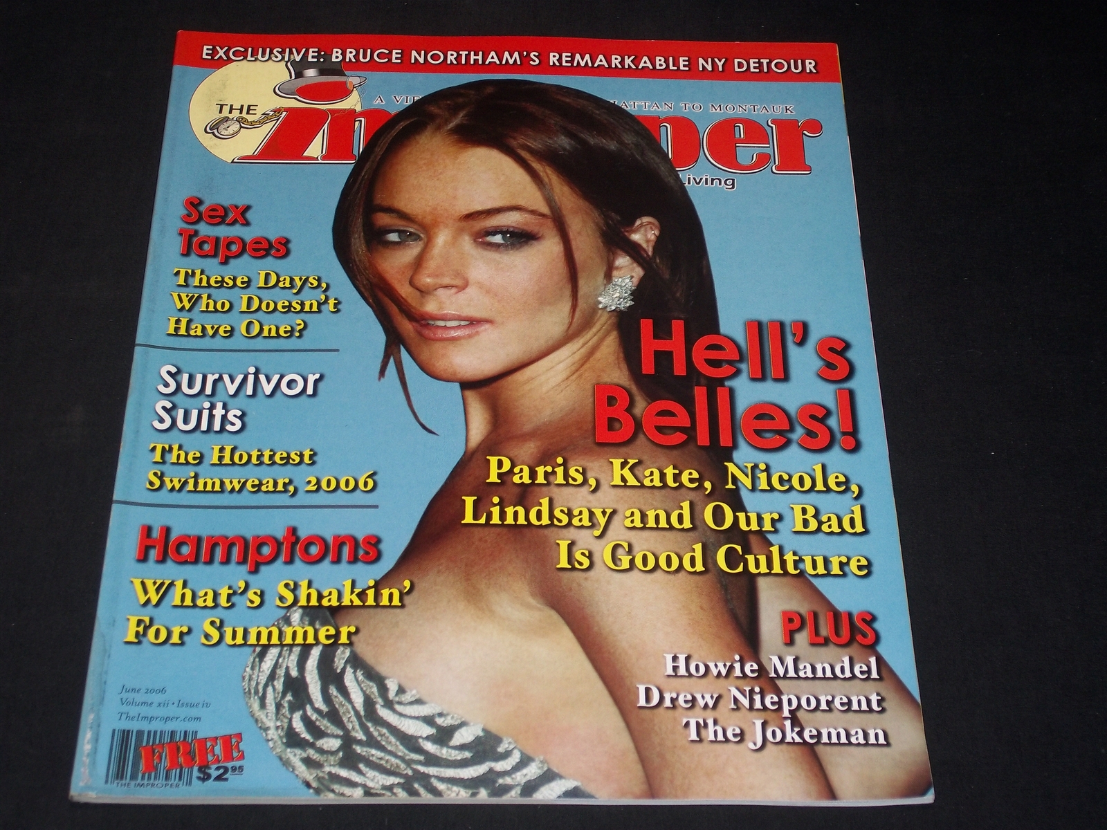 (未使用･未開封品)Biography: Lindsay Lohan [DVD] LINDSAY LOHAN - 4 Page Magazine Article Picture Long Legs