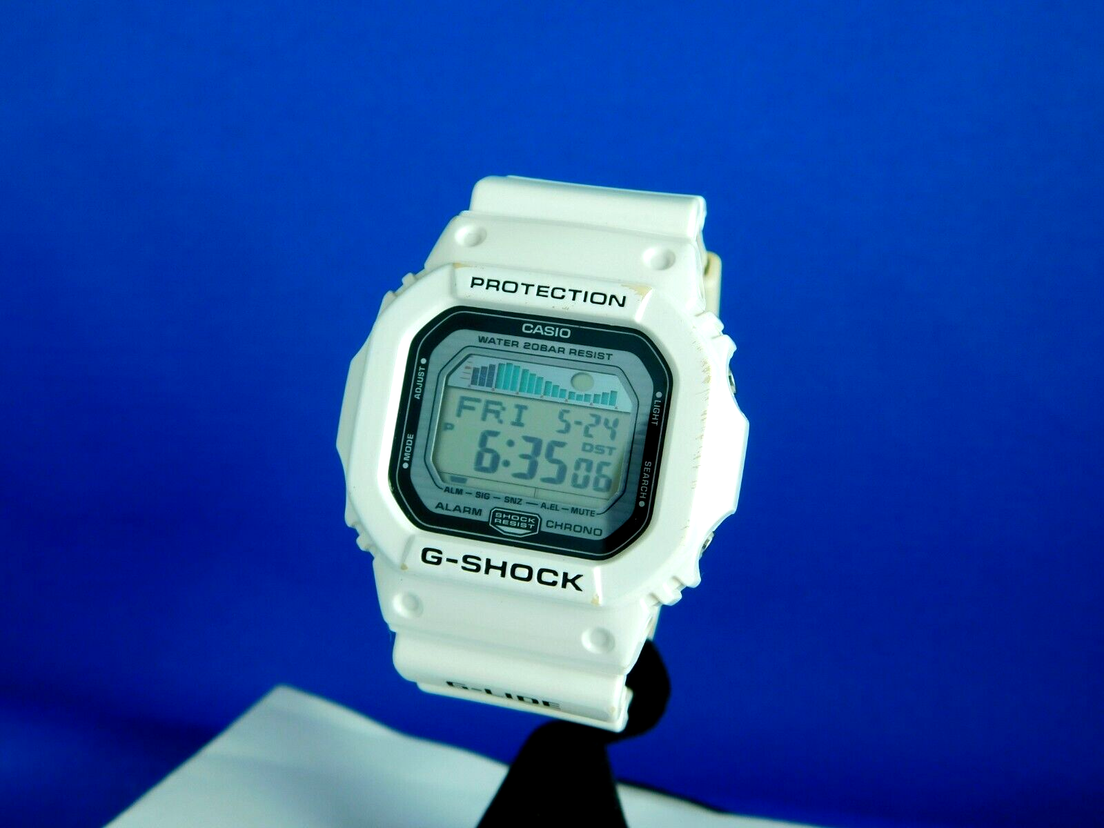 CASIO G-SHOCK G-LIDE GLX*5600 TIDE-MOON GRAPH WHITE MENS