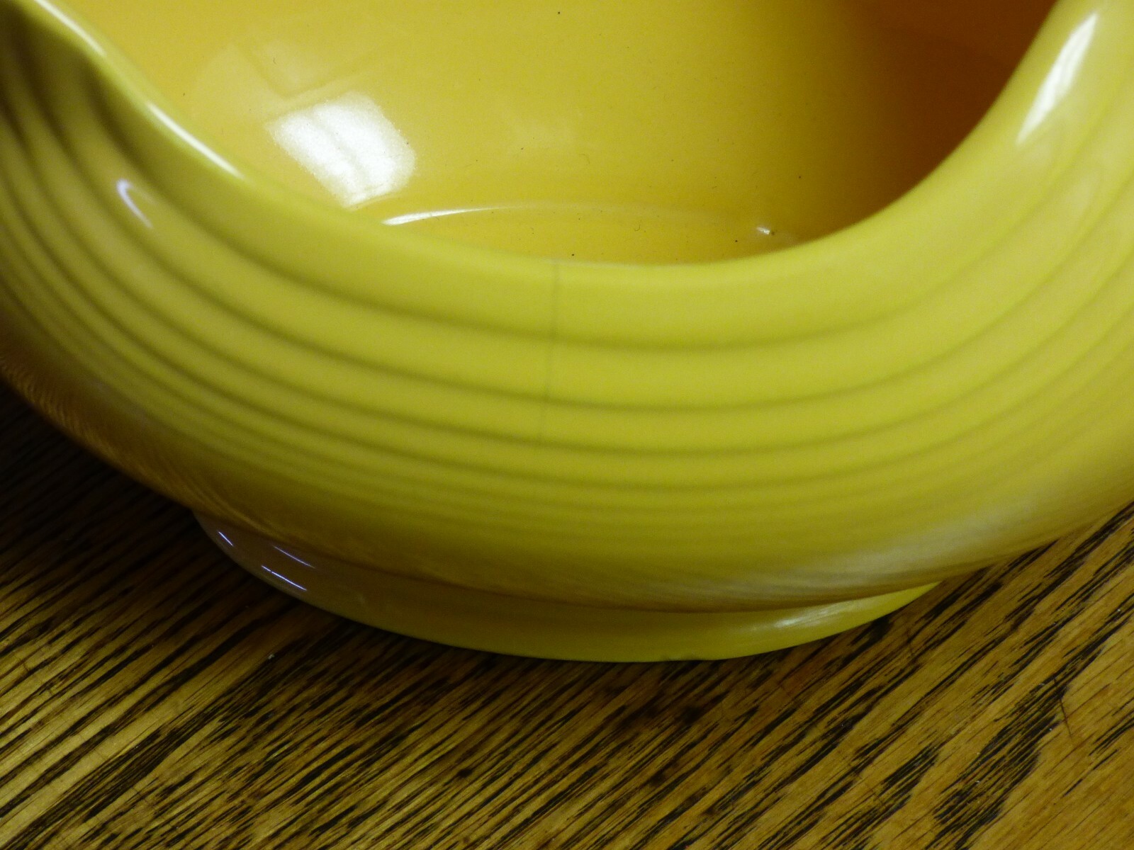 Fiesta Vintage yellow Gravy / Sauce Boat - Fiestaware