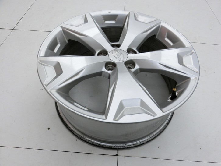 Subaru Forester IV SJ 12-16 1 x Felge Aluminiumfelge 17 Zoll 5X100 Subaru Forester IV SJ 12-16 16.02.2015 C34 gebraucht Vorschau 2