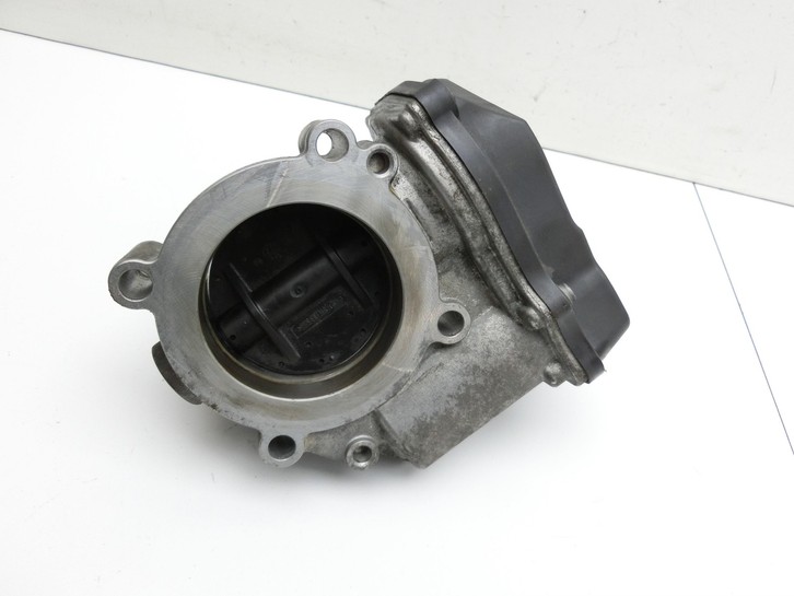 Audi A5 8T S-Line 07-12 2,0 132KW CDNB Drosselklappe Audi A5 8T S-Line 07-12 24.06.2009 06F133062Q 06F133062J... Vorschau 4