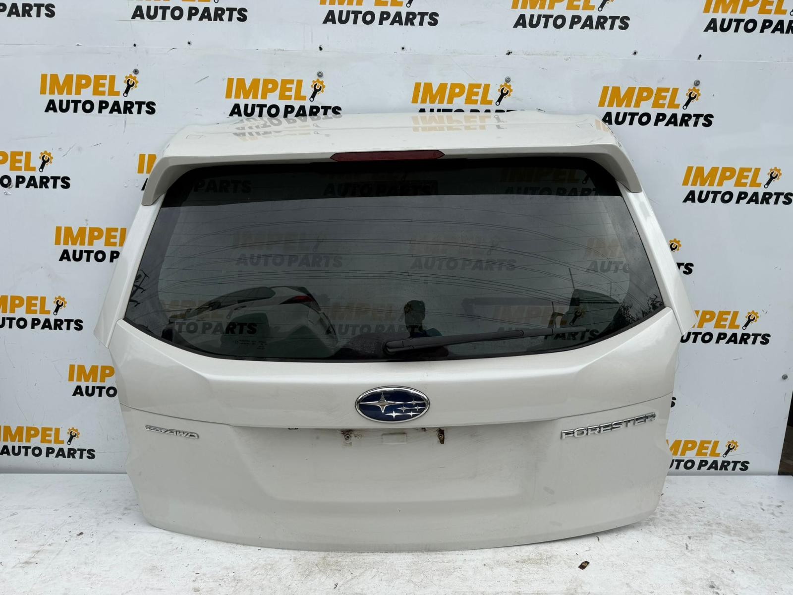 SUBARU FORESTER SJ 12/2012-08/2018 TAILGATE NON-POWER LIFTGATE TYPE 2014 Subaru Forester